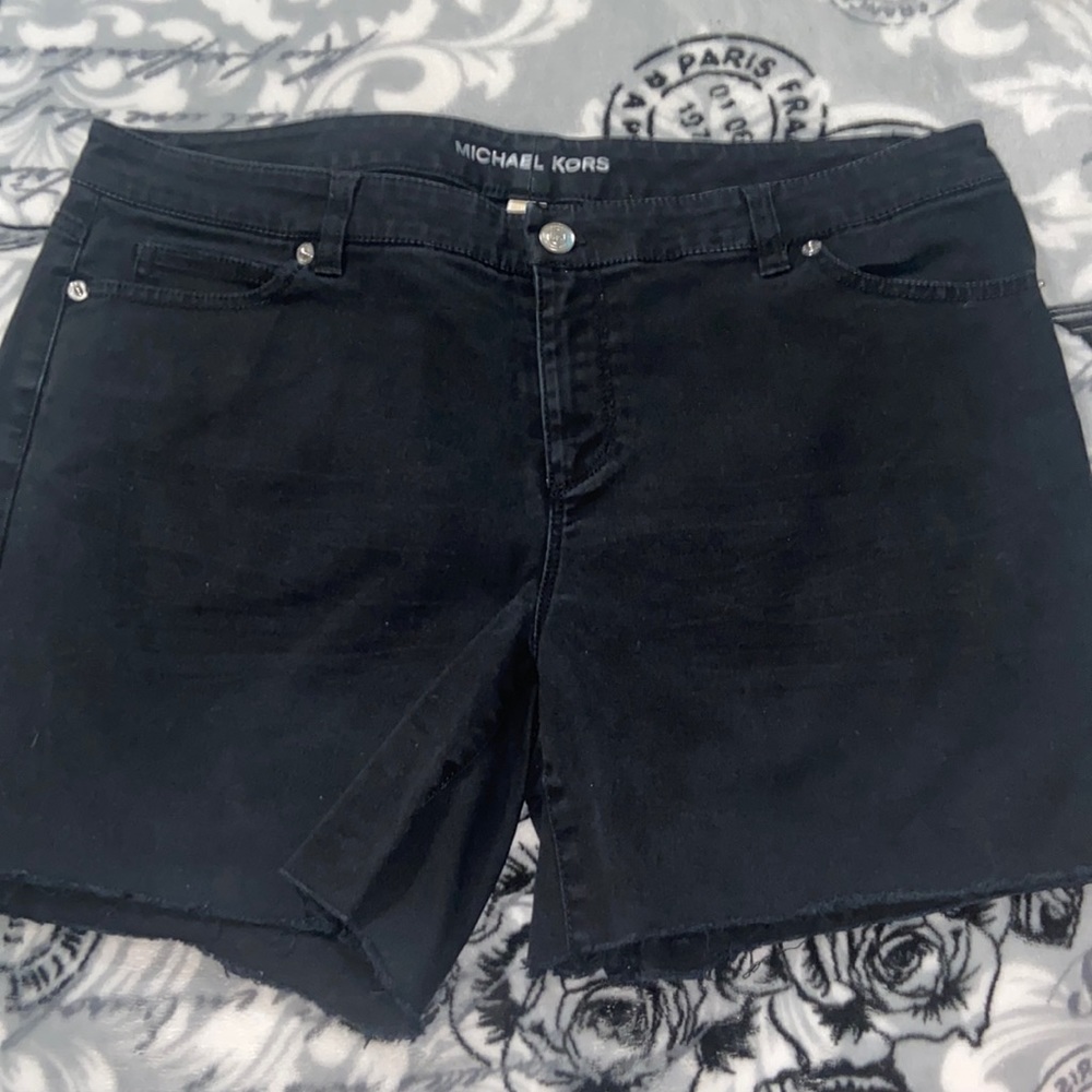 Michael Kors shorts😍